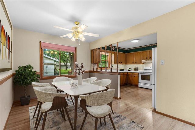 309 Braatz DRIVE, Kewaskum, WI 53040