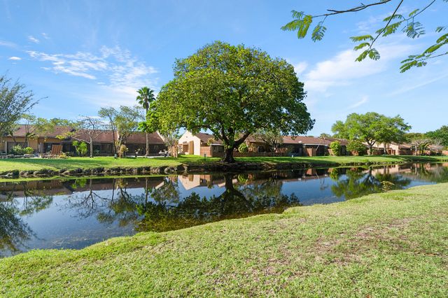 7906 NW 10th Street 7906, Plantation, FL 33322