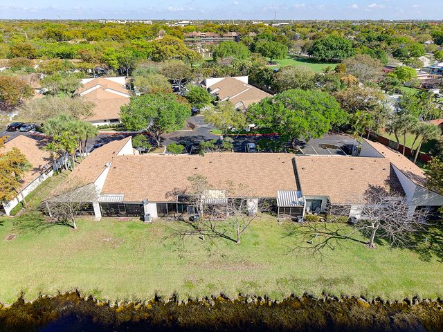 7906 NW 10th Street 7906, Plantation, FL 33322