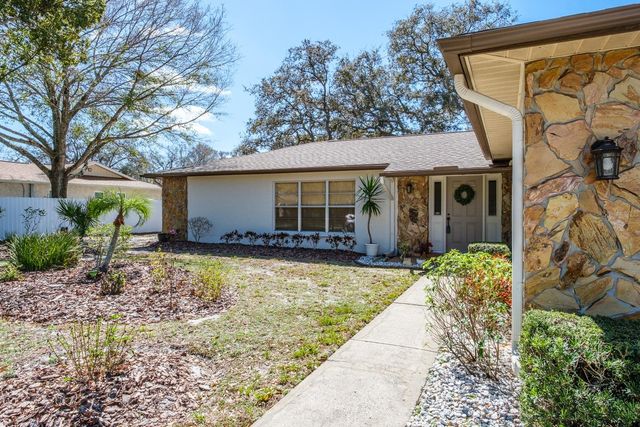 2860 LONGLEAF LANE, Palm Harbor, FL 34684