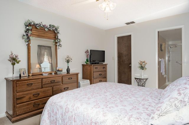 2860 LONGLEAF LANE, Palm Harbor, FL 34684