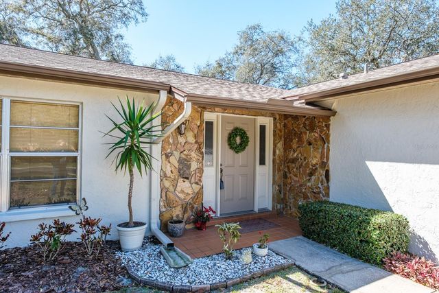 2860 LONGLEAF LANE, Palm Harbor, FL 34684