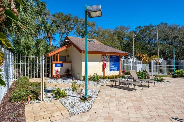 2860 LONGLEAF LANE, Palm Harbor, FL 34684