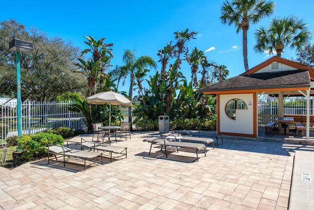 2860 LONGLEAF LANE, Palm Harbor, FL 34684