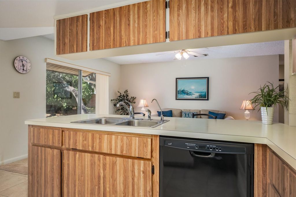 Image 35 of property listing at 2860 LONGLEAF LANE, Palm Harbor, FL 34684