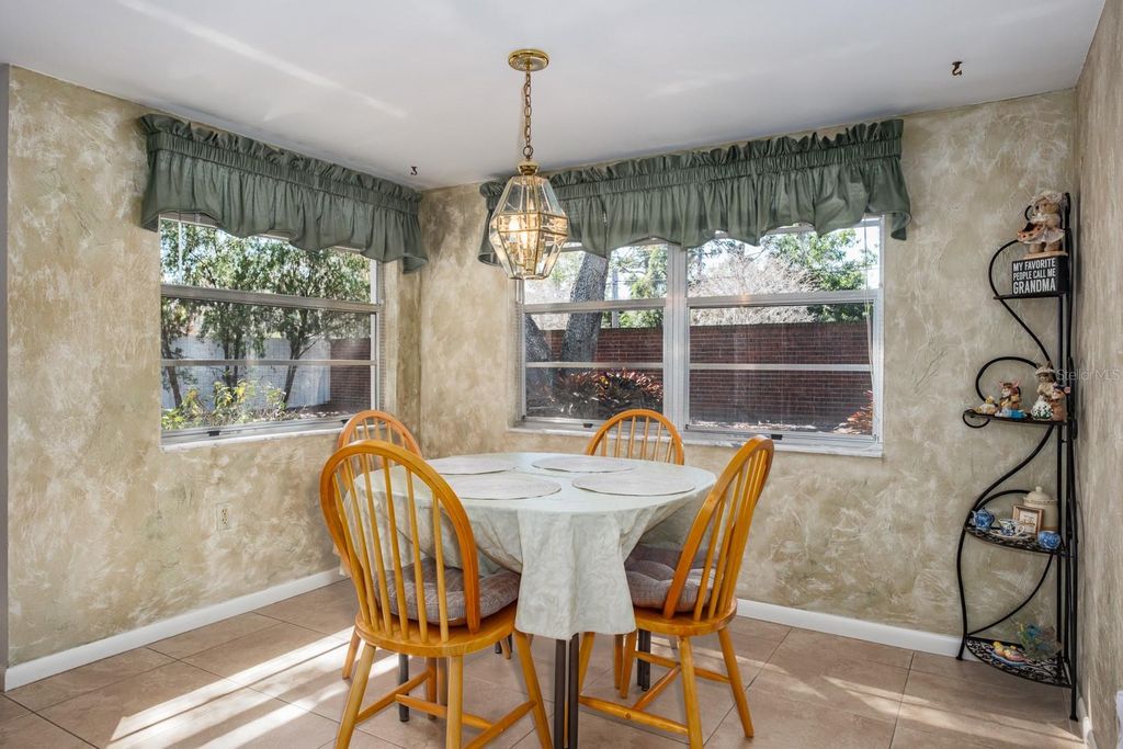 Image 37 of property listing at 2860 LONGLEAF LANE, Palm Harbor, FL 34684