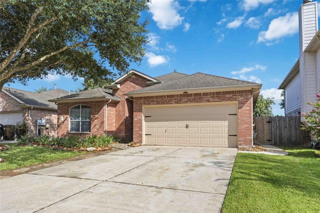 1029 Riverwood Dr, Dickinson, TX 77539
