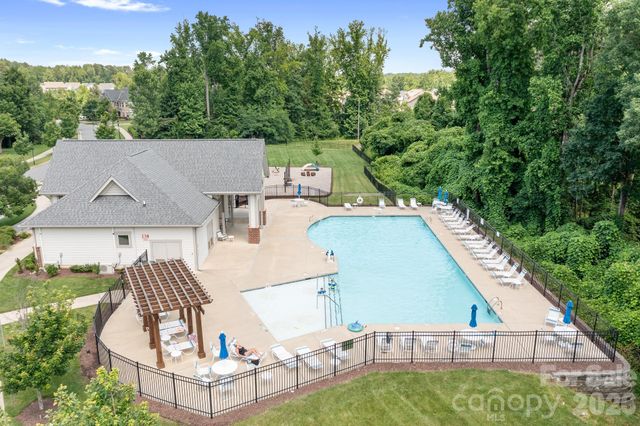 17350 Monocacy Boulevard, Huntersville, NC 28078