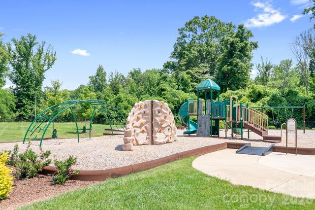 17350 Monocacy Boulevard, Huntersville, NC 28078