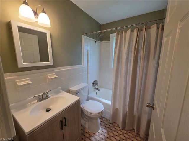 323 Western Boulevard, Lexington, NC 27295