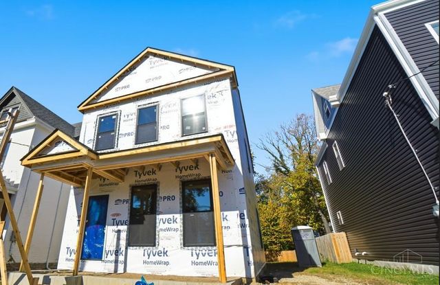 1730 Hewitt Avenue, Cincinnati, OH 45207