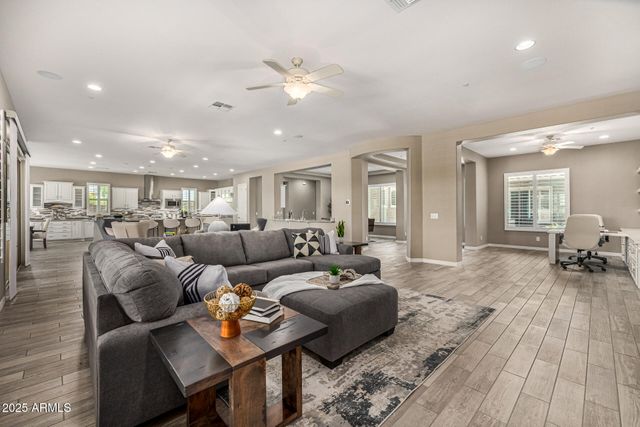 24565 N 78TH Avenue, Peoria, AZ 85383