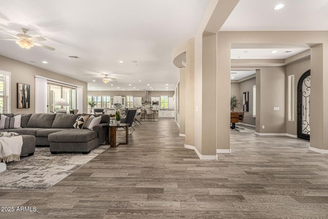 24565 N 78TH Avenue, Peoria, AZ 85383