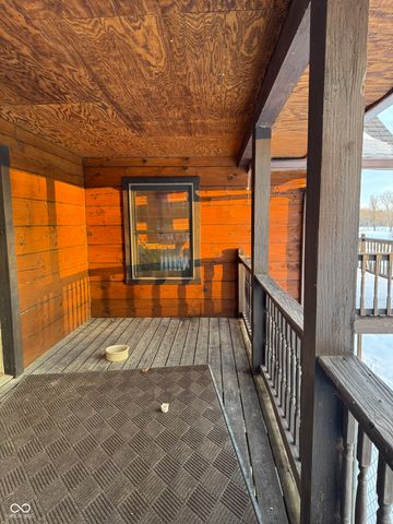 4010 N Newbern Road, Columbus, IN 47203