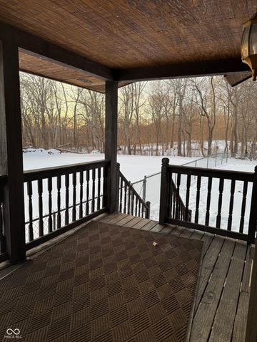 4010 N Newbern Road, Columbus, IN 47203