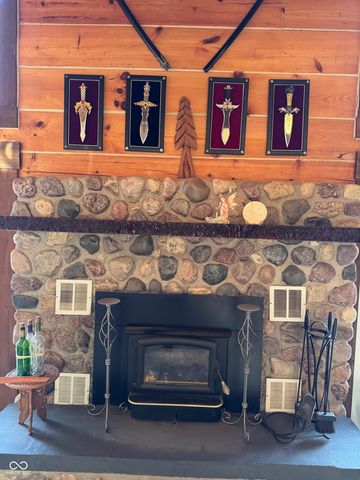 4010 N Newbern Road, Columbus, IN 47203