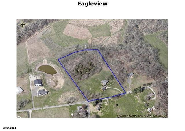 4010 N Newbern Road, Columbus, IN 47203