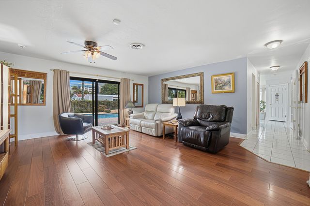 720 N CRESCENT Drive, Hollywood, FL 33021
