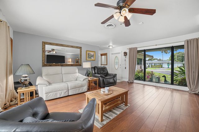 720 N CRESCENT Drive, Hollywood, FL 33021