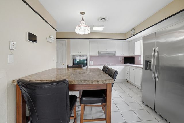 720 N CRESCENT Drive, Hollywood, FL 33021