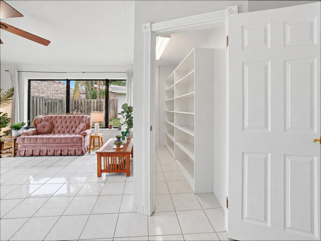 720 N CRESCENT Drive, Hollywood, FL 33021