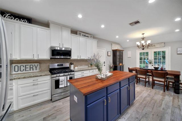 22203 Lantana Drive, Magnolia, TX 77355