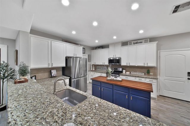 22203 Lantana Drive, Magnolia, TX 77355