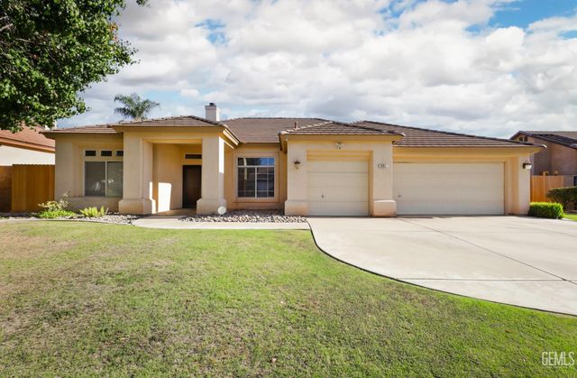 7807 Live Oak Way, Bakersfield, CA 93308