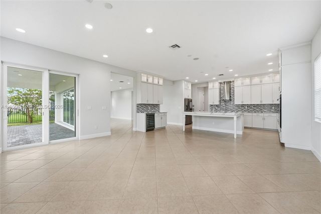 15239 Goldfinch Circle 15239, Westlake, FL 33470