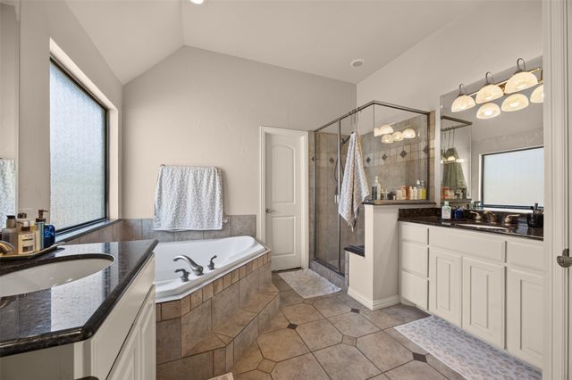 2101 S Hill Drive, Irving, TX 75038