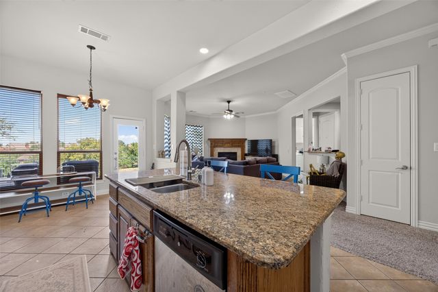 2101 S Hill Drive, Irving, TX 75038