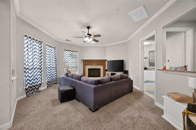 2101 S Hill Drive, Irving, TX 75038