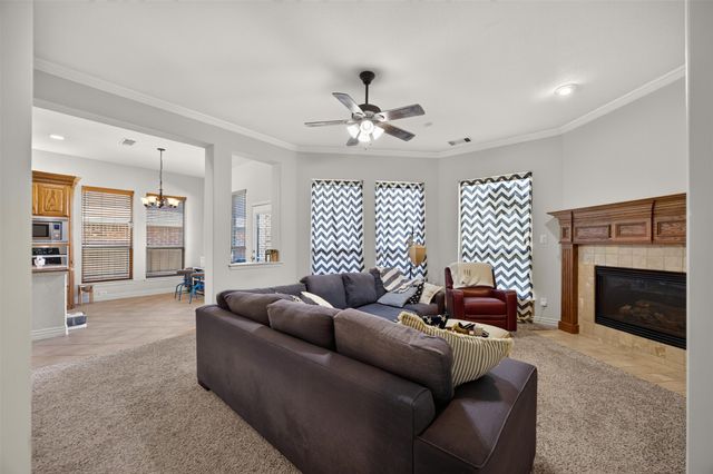 2101 S Hill Drive, Irving, TX 75038