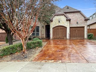 2101 S Hill Drive, Irving, TX 75038