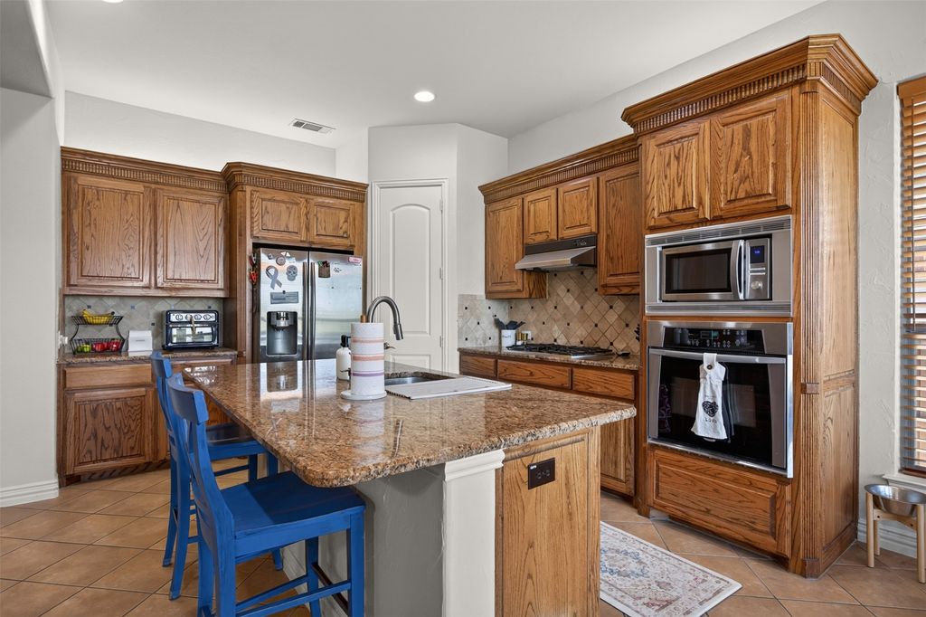2101 S Hill Drive, Irving, TX 75038 — photo 5