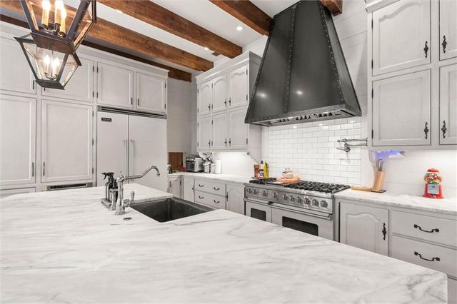 2256 De Leon Avenue, Mobile, AL 36607