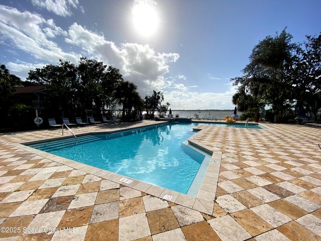 225 S Tropical Trail 205, Merritt Island, FL 32952