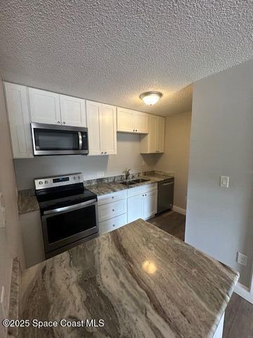 225 S Tropical Trail 205, Merritt Island, FL 32952