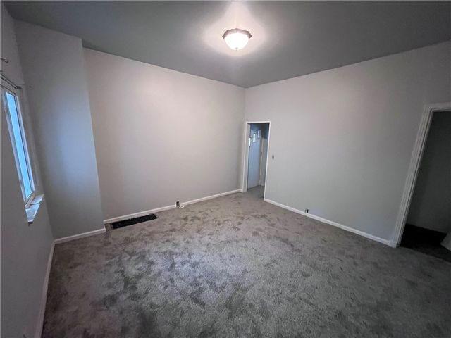 230 43rd St, Lawrenceville, PA 15201