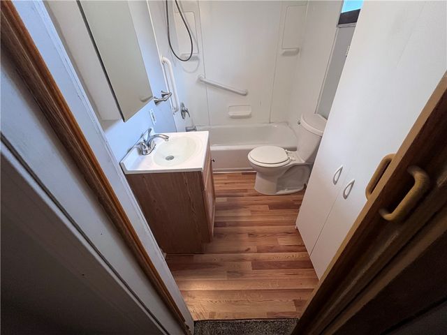 230 43rd St, Lawrenceville, PA 15201