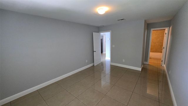 15201 NE 6TH Avenue C307, Miami, FL 33162