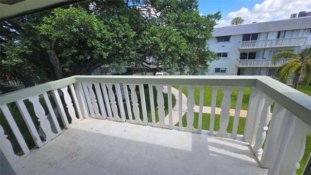 15201 NE 6TH Avenue C307, Miami, FL 33162