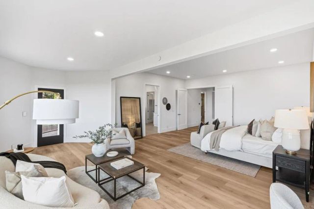1561 La Plaza Drive, San Marcos, CA 92078
