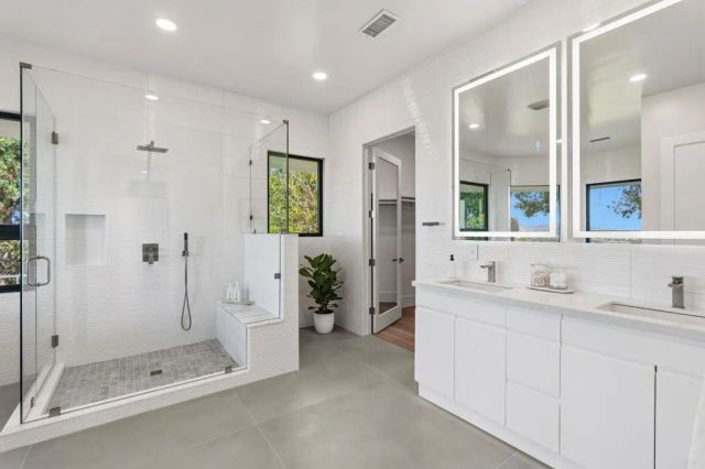 1561 La Plaza Drive, San Marcos, CA 92078
