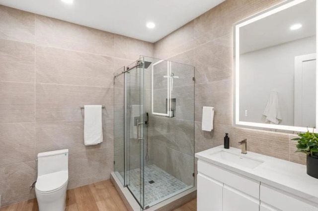 1561 La Plaza Drive, San Marcos, CA 92078