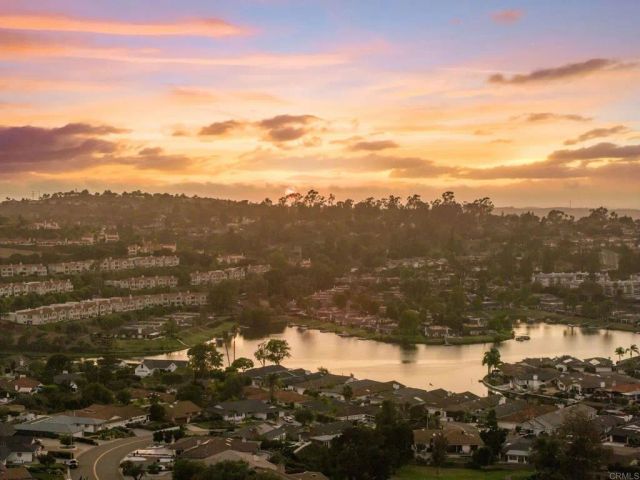 1561 La Plaza Drive, San Marcos, CA 92078
