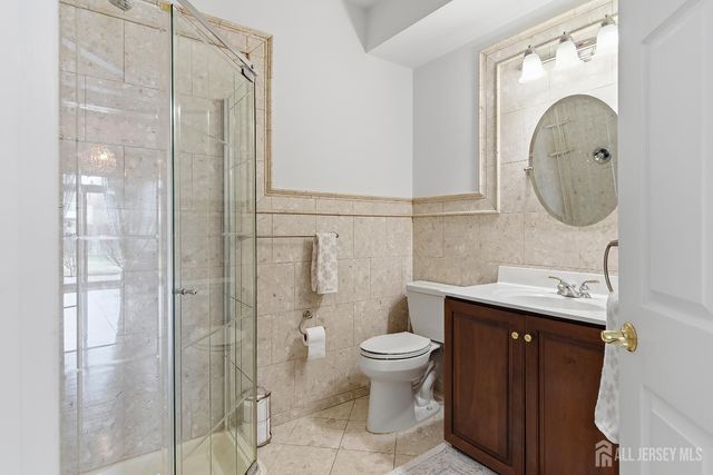 14 E Barnyard Court, Plainsboro, NJ 08536