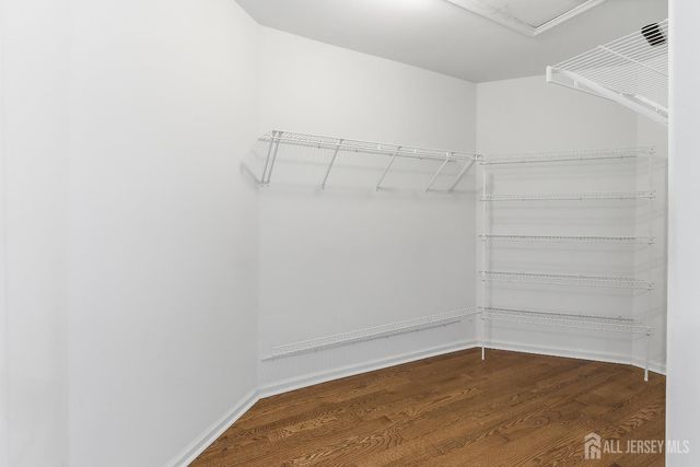 14 E Barnyard Court, Plainsboro, NJ 08536