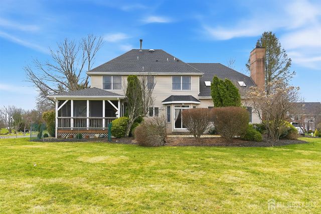 14 E Barnyard Court, Plainsboro, NJ 08536