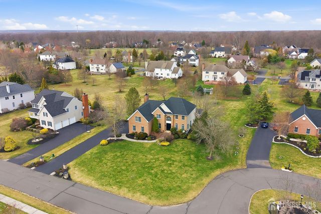 14 E Barnyard Court, Plainsboro, NJ 08536